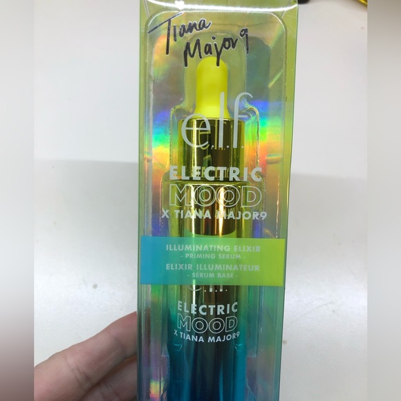 Make-up ~ Highlight /Illuminator Drops - Picture 2 of 5